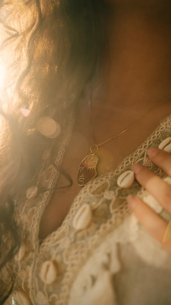 Eureka Natural collection, jewellery detail